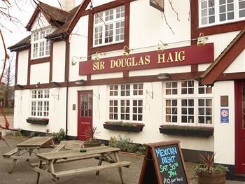 Sir Douglas Haig Inn Effingham Exterior foto